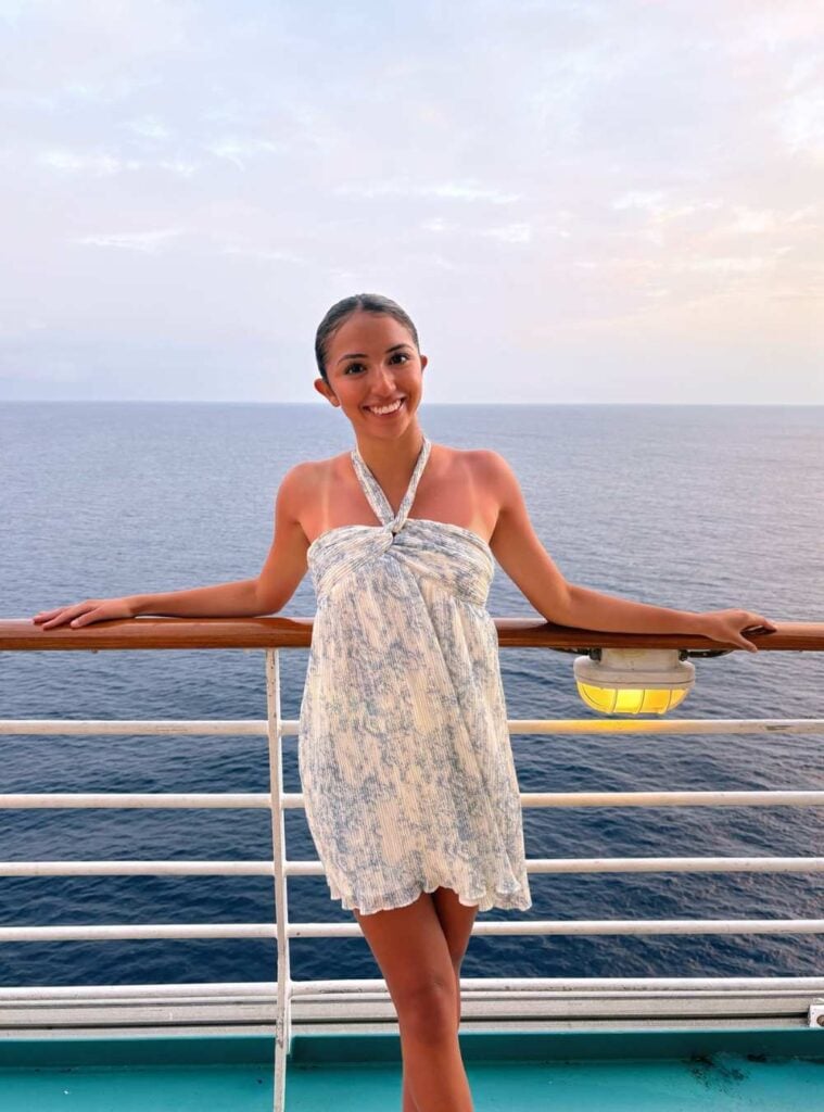 cruise ship outfits for women 11