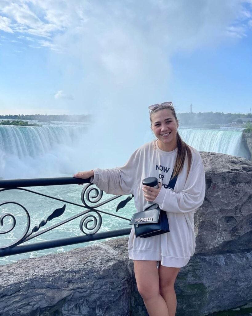niagara falls outfits 8