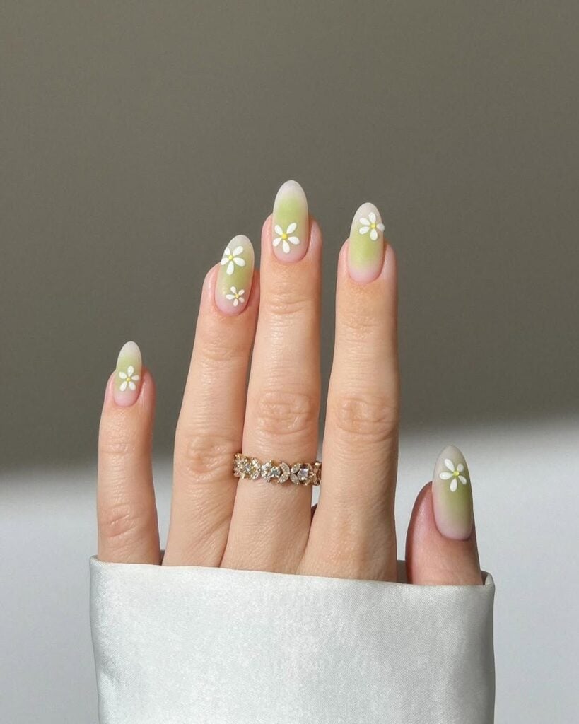 pastel nails 15