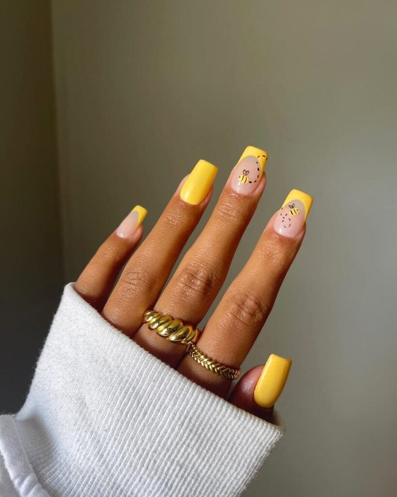 yellow nails 12