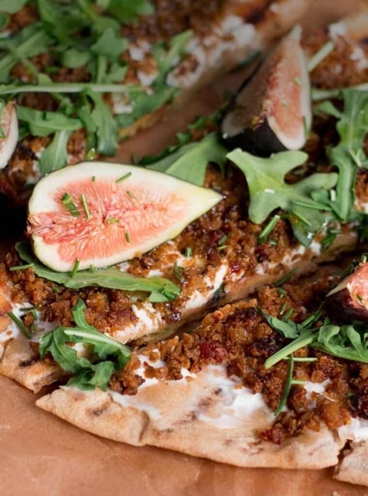 sausage and fig flatbread