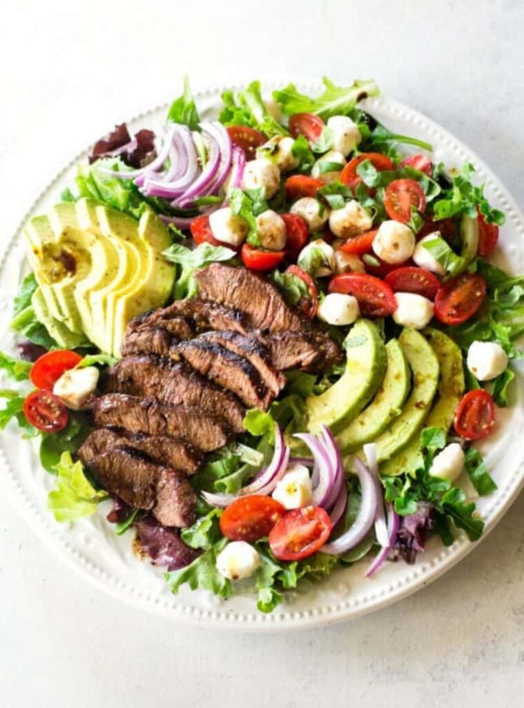 caprese steak salad