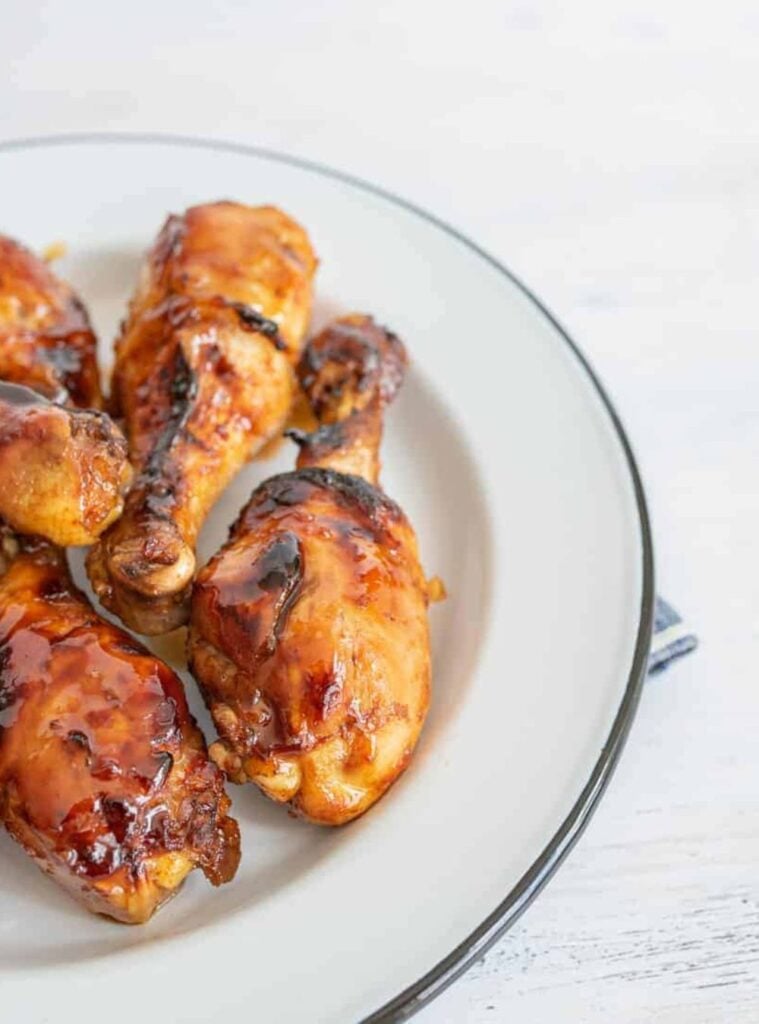 sweet and spicy baked chicken legs