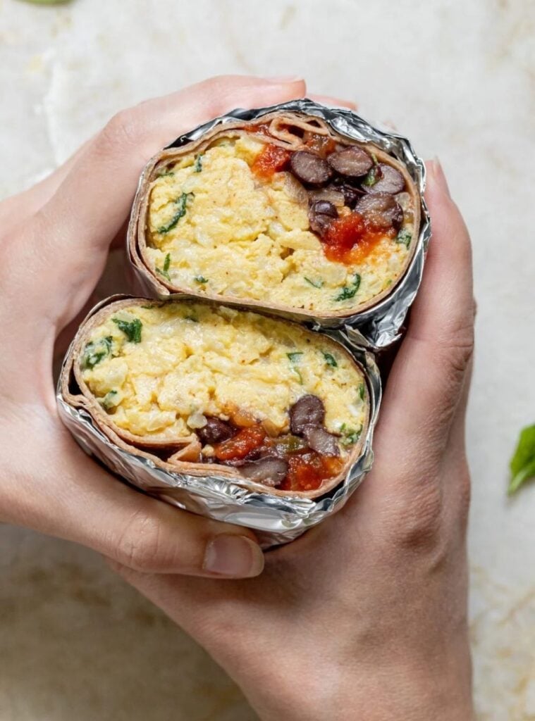 vegetarian breakfast burritos with cottage cheese