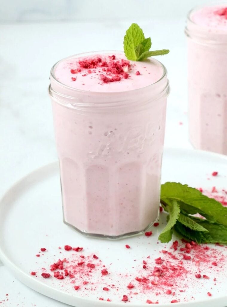 raspberry cottage cheese smoothie