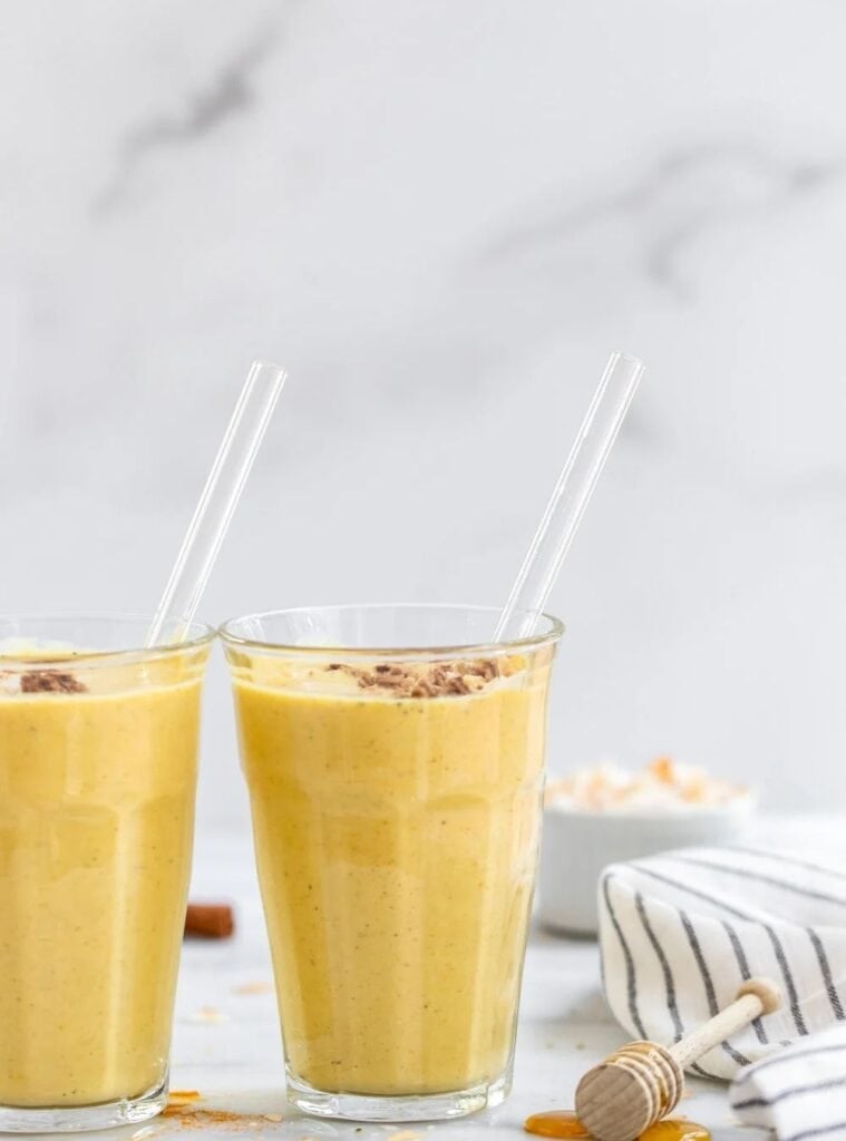 creamy tropical turmeric smoothie