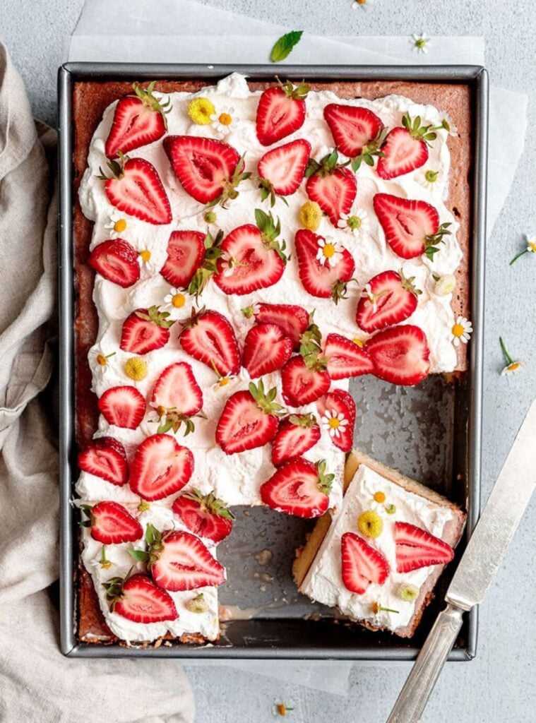 strawberry tres leches cake