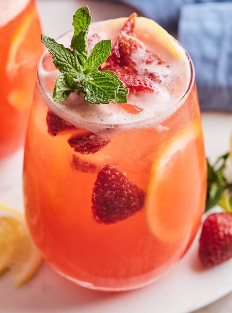 strawberry lemonade