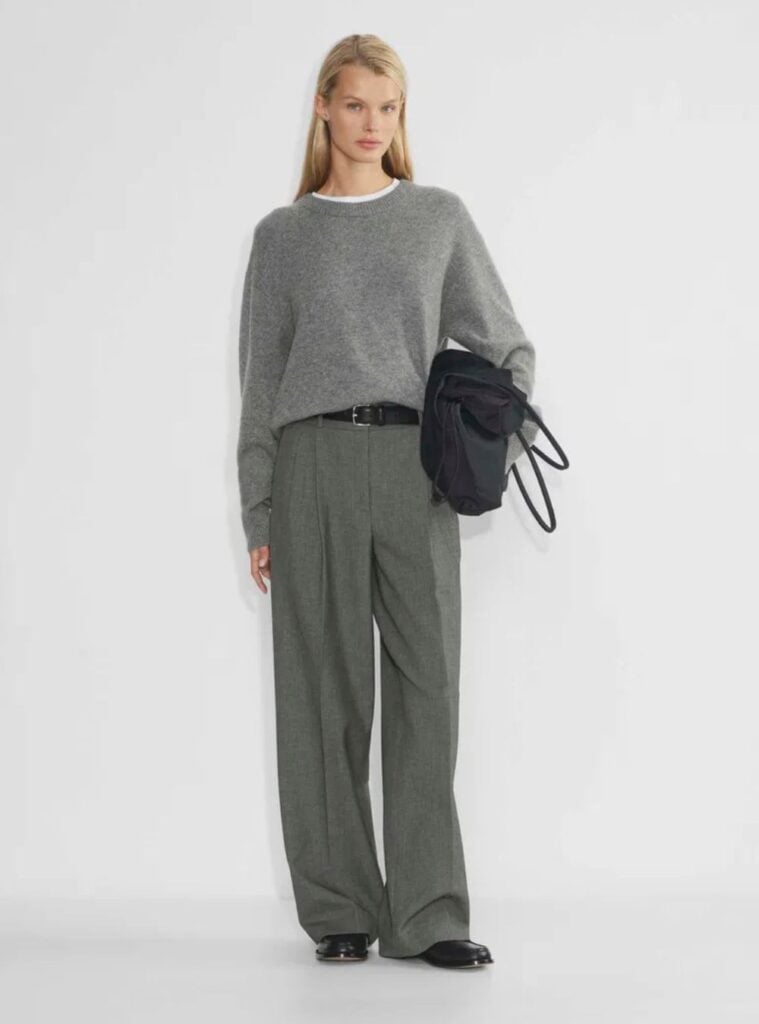 gray sweater + wide-leg trousers + black flats