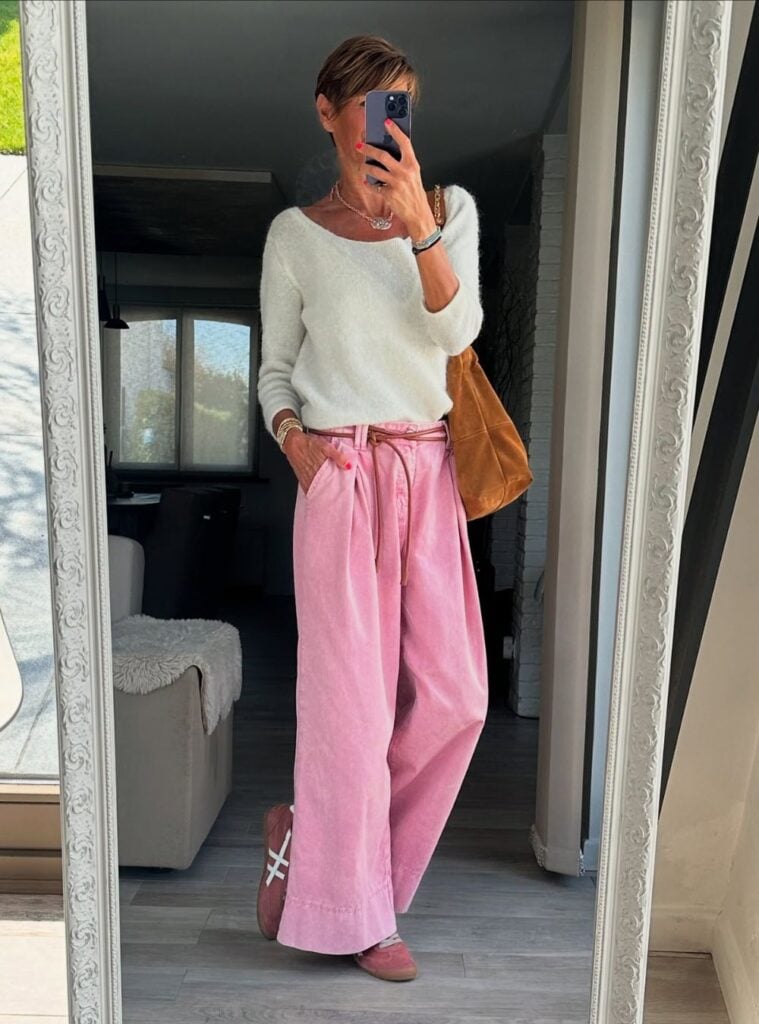 Summer Outfits for Women Over 50 13