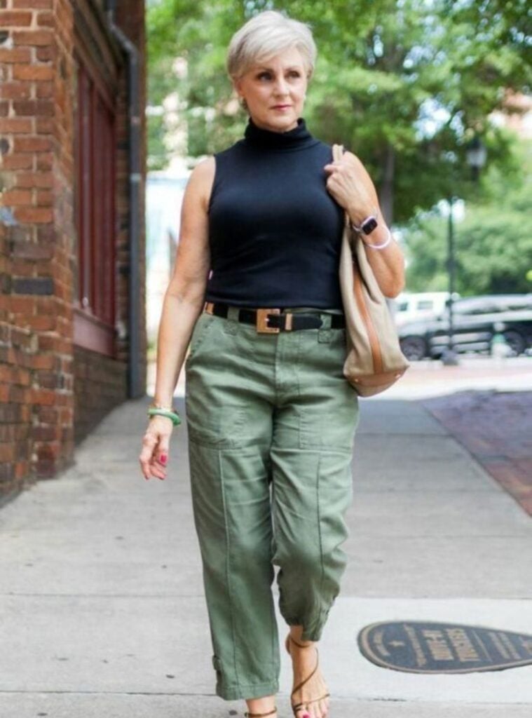 Summer Outfits for Women Over 50 29