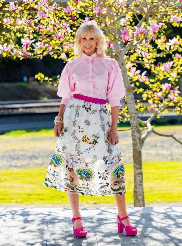 Summer Outfits for Women Over 50 8