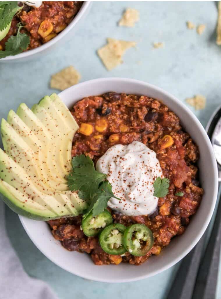 turkey quinoa chili in crockpot, healthy fall slow cooker recipe