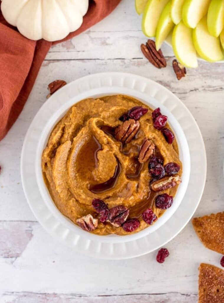creamy pumpkin hummus dip, a healthy fall recipe