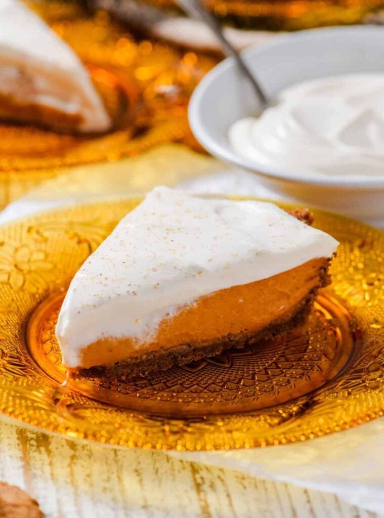 smooth pumpkin pie desserts with crunchy gingersnap crust