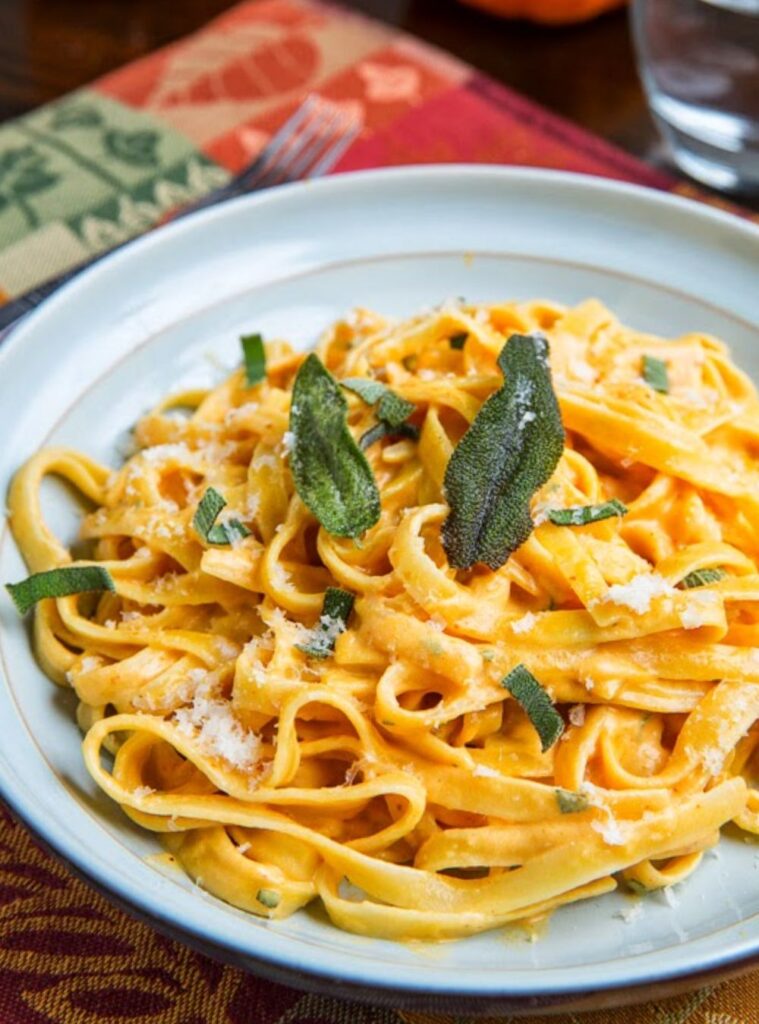 creamy Alfredo pasta with pumpkin and sage, a pumpkin meal idea