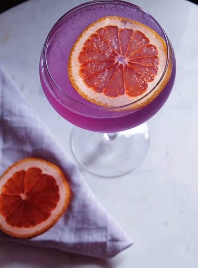 12 Sparkling Indigo Empress Gin Martini indigo martini christmas party cocktails recipe