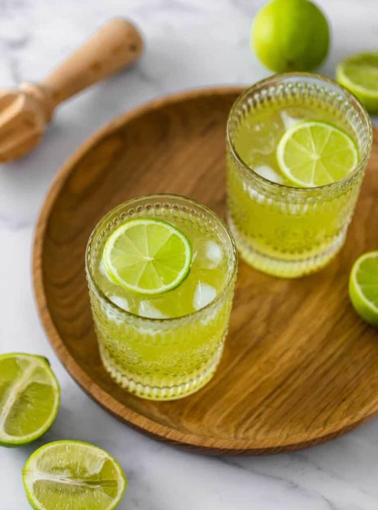 15 Bright Green Tokyo Tea Cocktail Recipe green tokyo tea christmas party cocktails idea