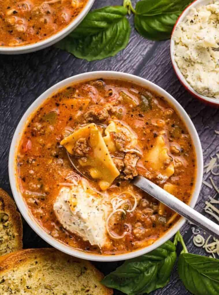 24 Cheesy Slow Cooker Lasagna Soup lasagna-inspired winter soups crockpot recipe