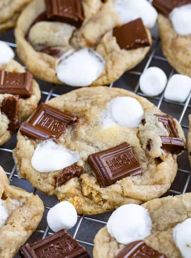 8 Easy Smores Cookies s’mores winter cookies recipes soft