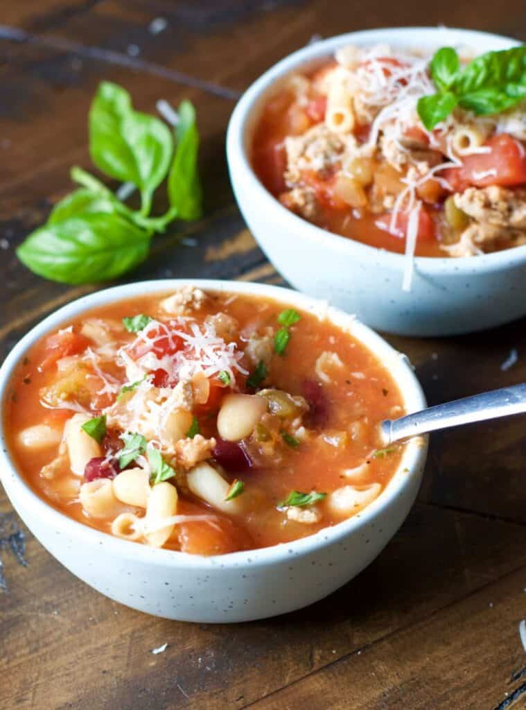 8 Hearty Crockpot Pasta Fagioli Italian Classic italian pasta fagioli winter soups crockpot favorite