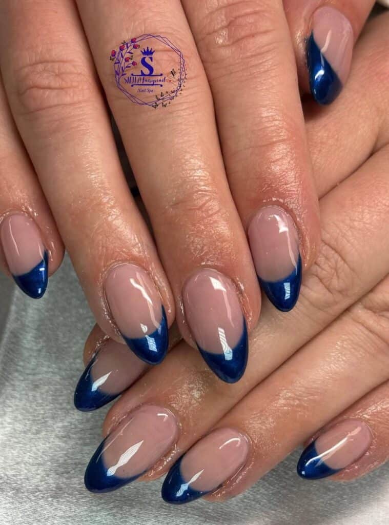 2 Glossy Midnight Blue Stiletto French elegant dark blue christmas nails with glossy winter shine