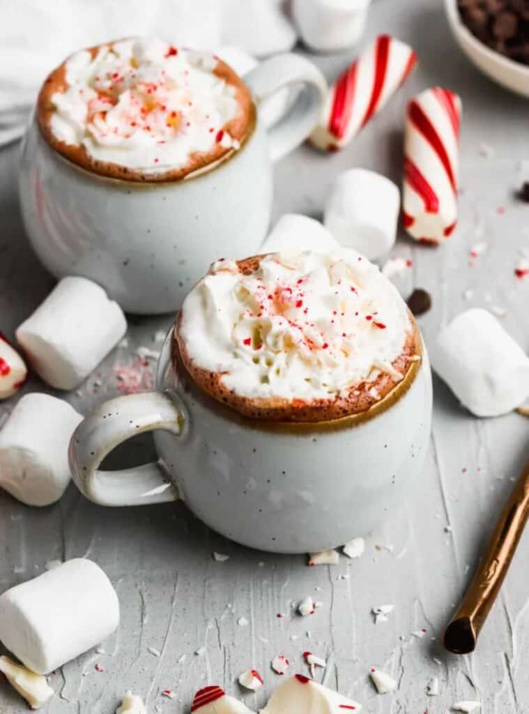 20 Festive Peppermint Hot Cocoa Slow Cooked peppermint cocoa with chocolate, festive warm christmas drink