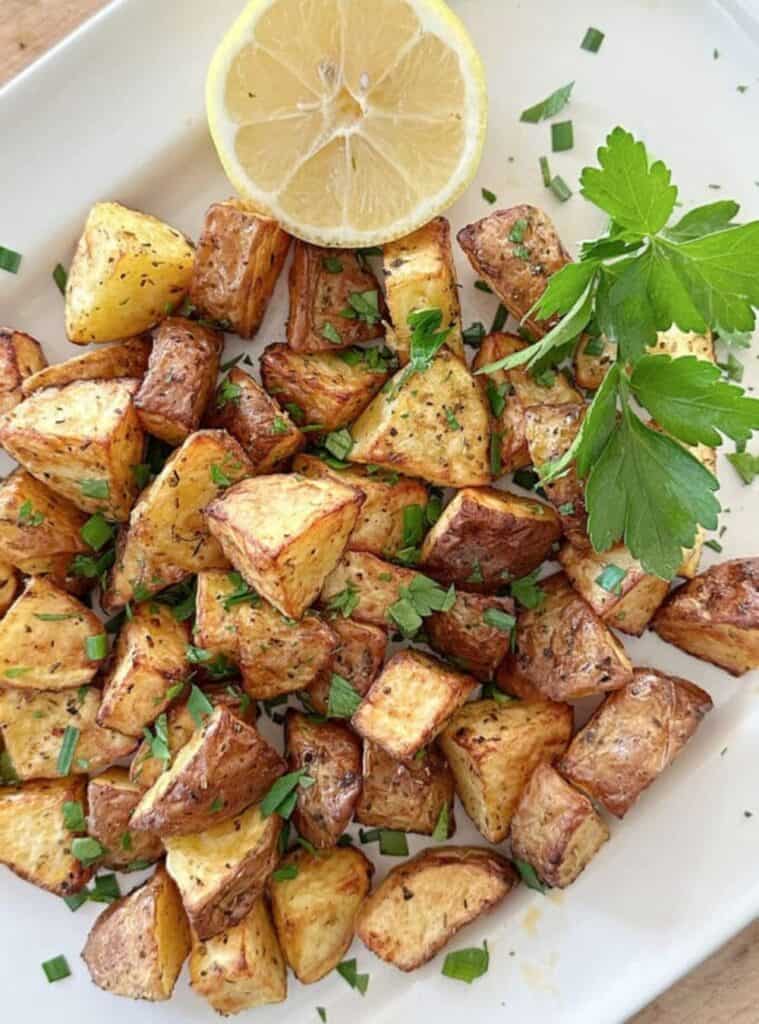 10 Crispy Air Fryer Potatoes Everyone Loves crispy air fryer potatoes cooked evenly