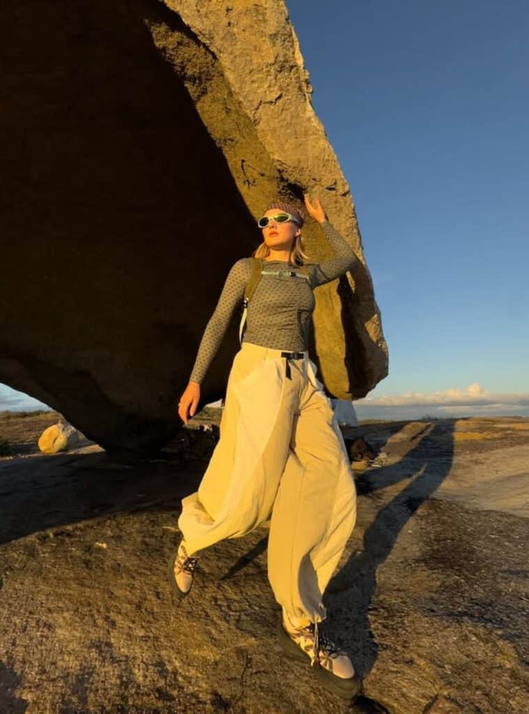 24 Grey Mesh Base Layer Cream Oversized Technical Pants Beige Hiking Boots grey mesh base layer paired with cream oversized technical pants and beige hiking boots a clean winter hiking outfit for outdoor walks