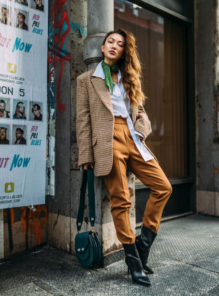 25 Oversized Plaid Blazer Mustard Trousers Pointed Black Boots 1 tailored winter looks for spain styled with an oversized plaid blazer, mustard trousers, and pointed black boots