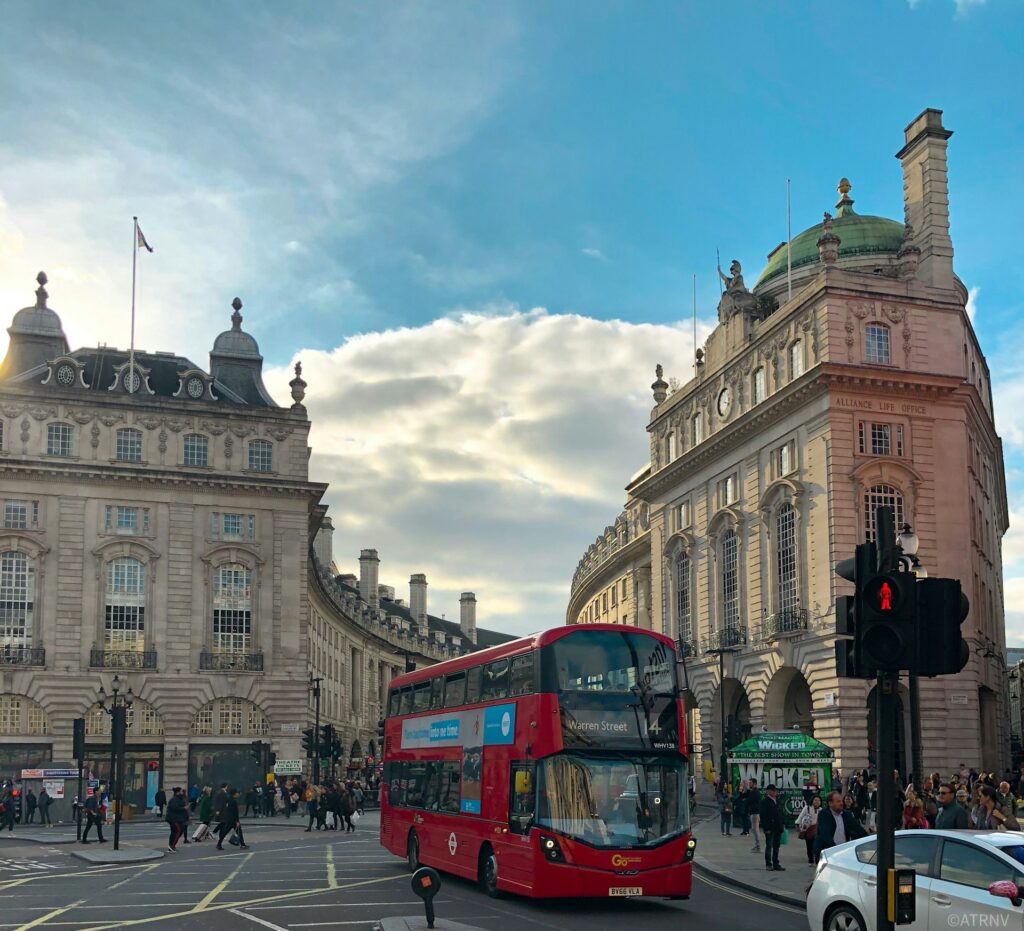Central London with bus 1 Central London with bus 1